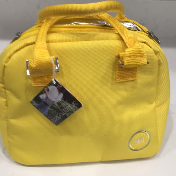 YELLOW LUNCH TOTE. SIMPLY/MODERN. Insulated inside zip closure. Outside zip also - Picture 3 of 7